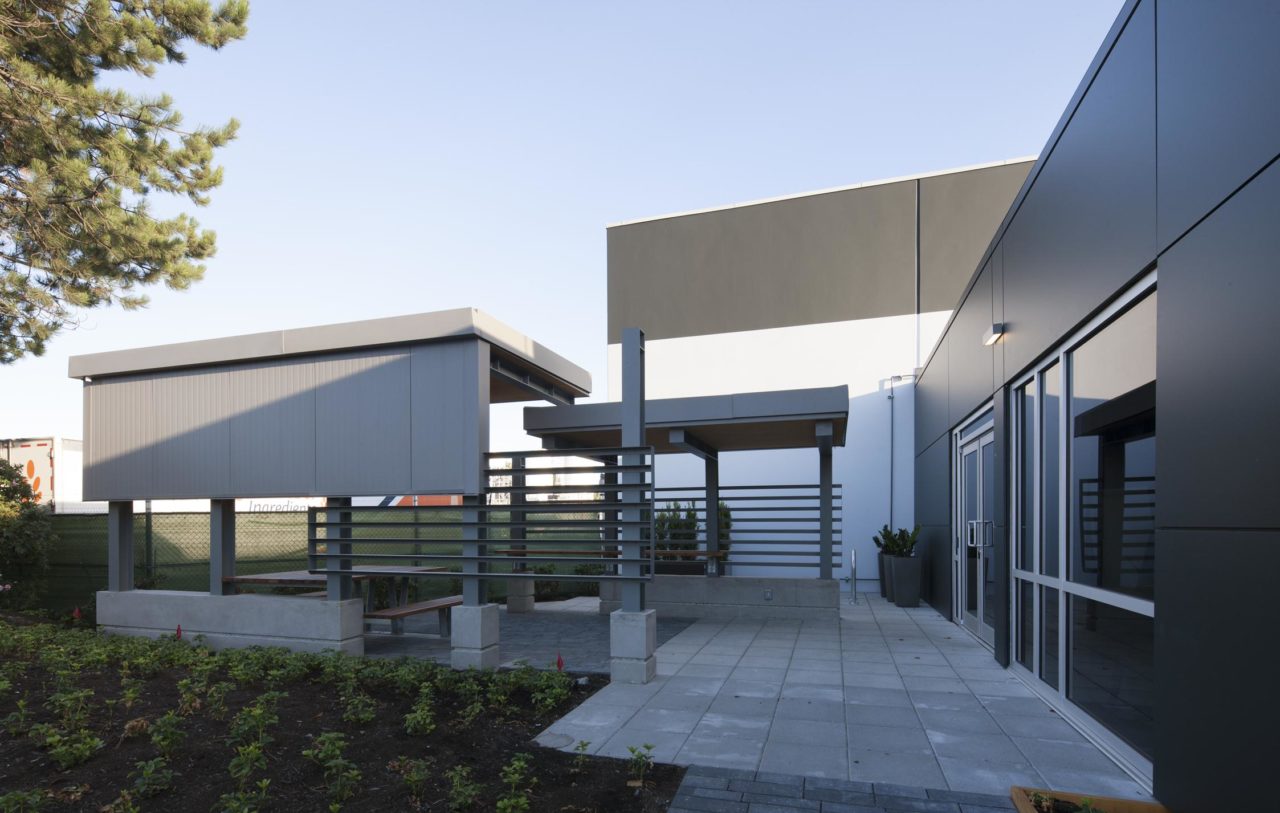 Quadra - Engineered Architecturals